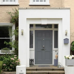 Sandtex Ultra Smooth Masonry Paint - Light Cream - 150ml -Paint Store 12804747 3814870274403918