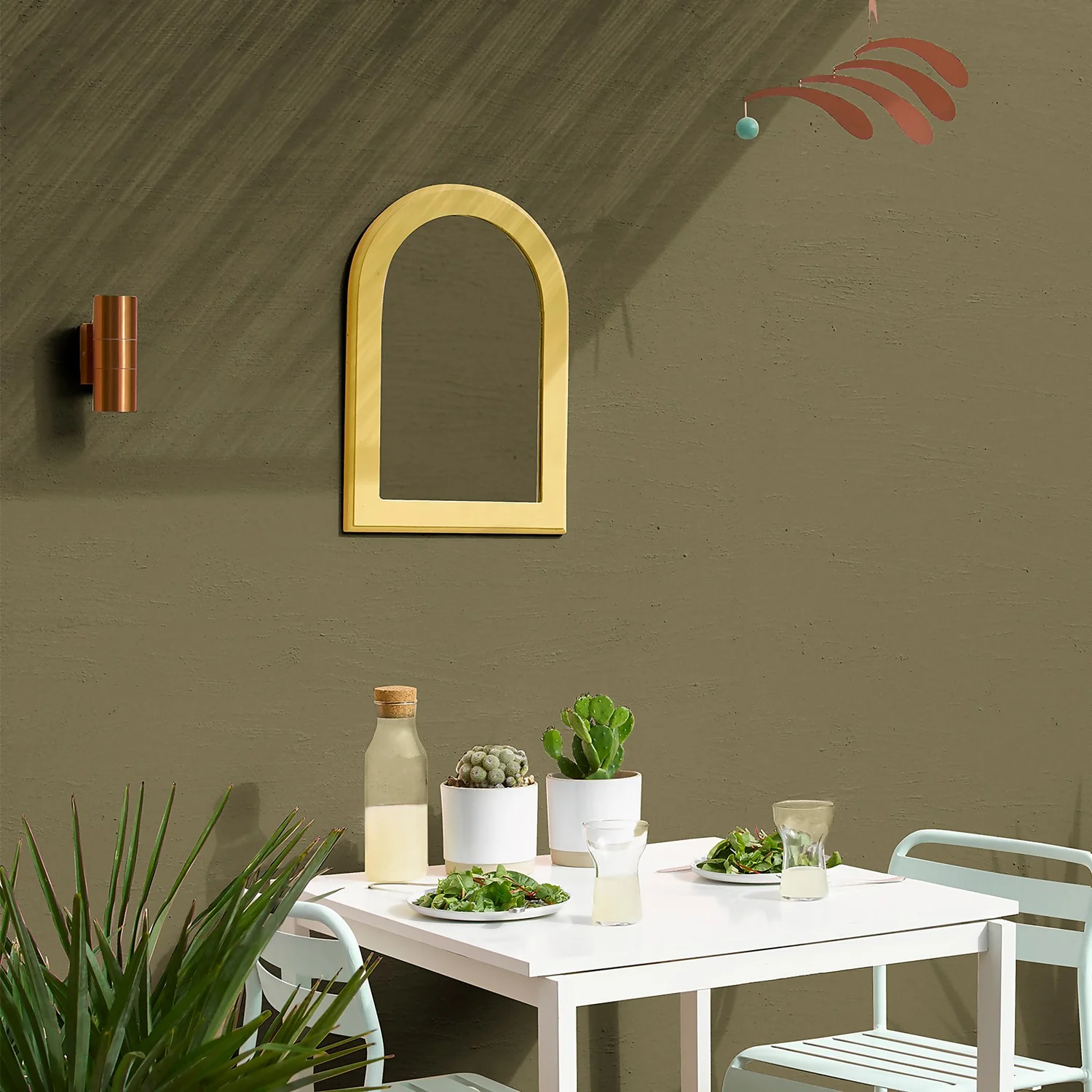 Sandtex® Ultra Smooth Masonry Paint Olive - 5L 6 Sandtex® Ultra Smooth Masonry Paint Olive - 5L - Image 4