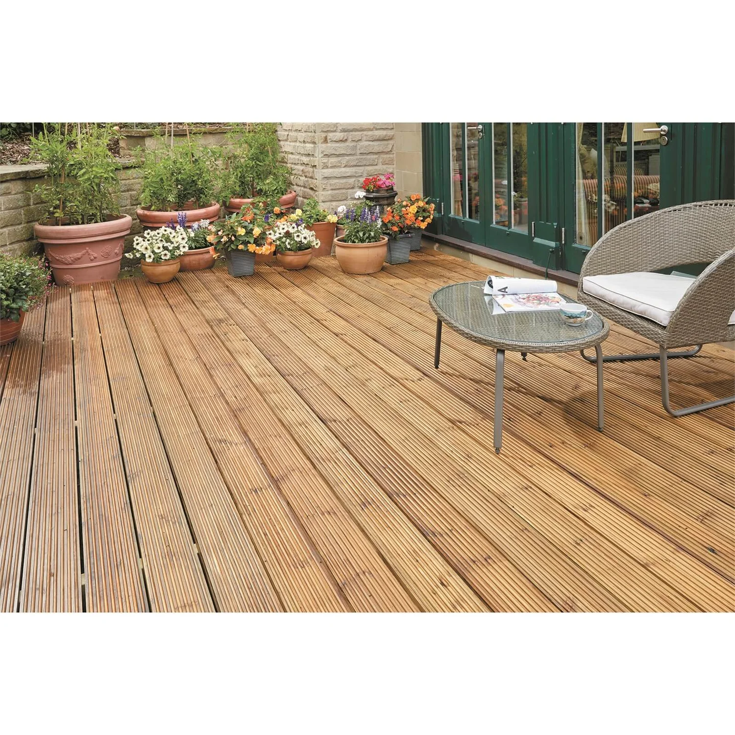Ronseal Ultimate Protection Decking Oil Natural Pine - 5L 4 Ronseal Ultimate Protection Decking Oil Natural Pine - 5L - Image 2