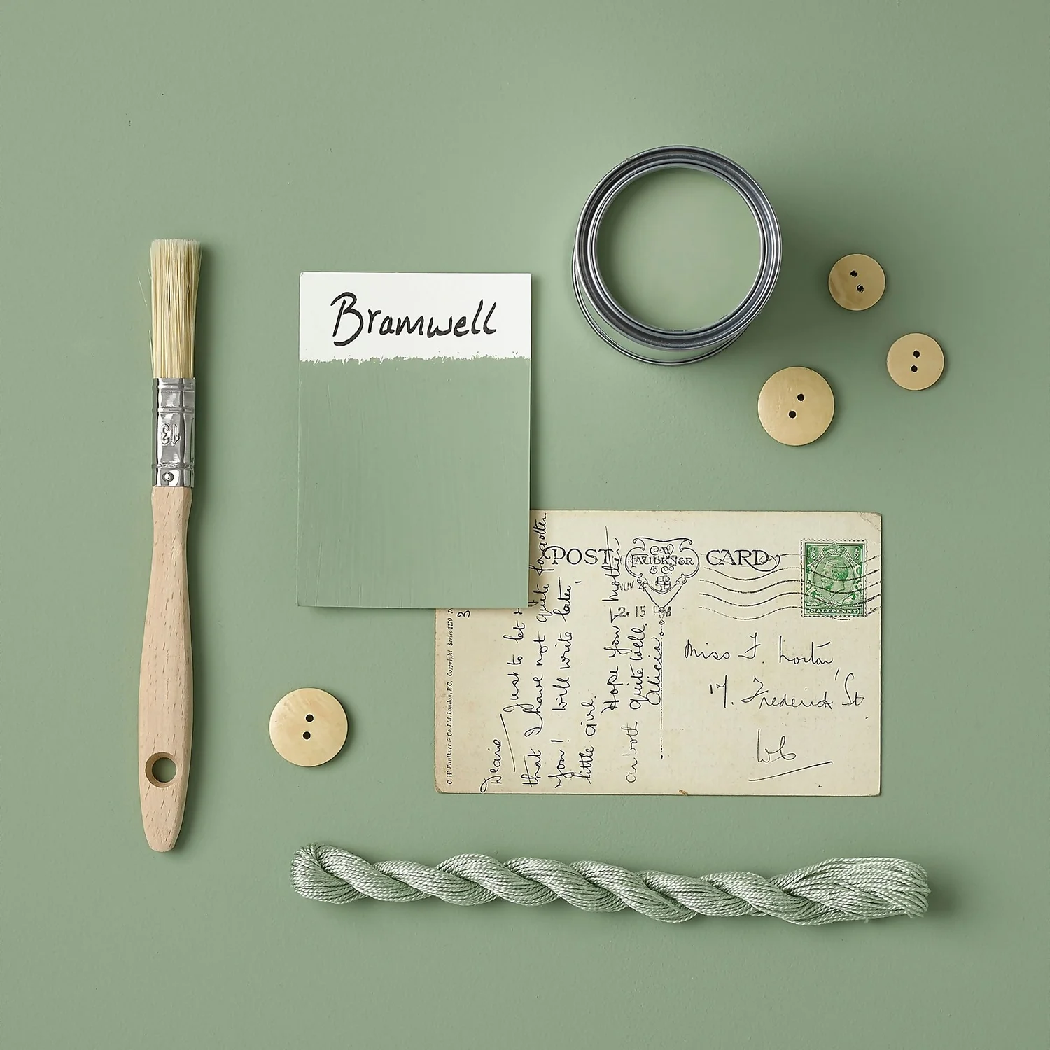 Rust-Oleum Chalky Furniture Paint - Bramwell - 750ml 4 Rust-Oleum Chalky Furniture Paint - Bramwell - 750ml - Image 2