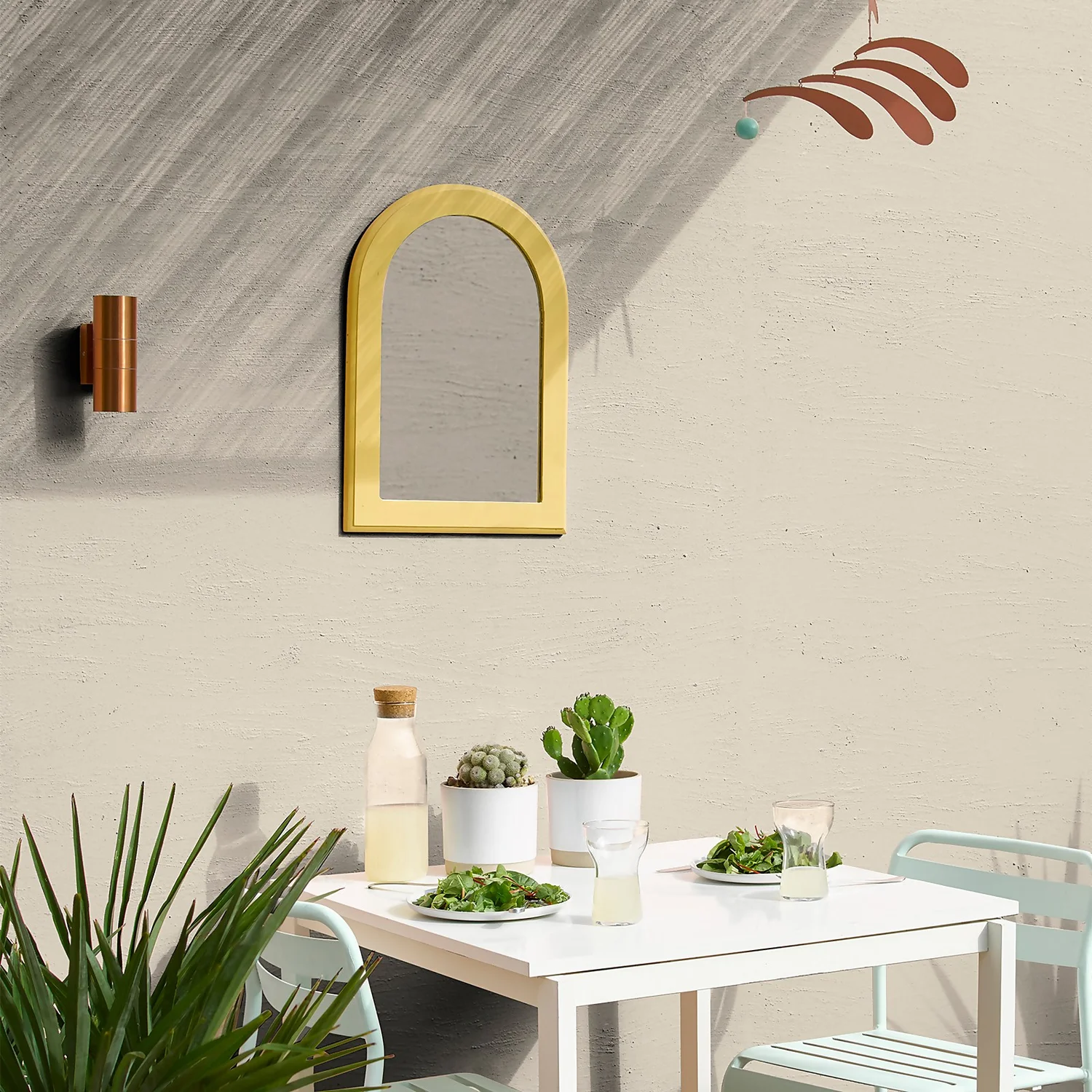 Sandtex® Ultra Smooth Masonry Paint Sandblast - 5L 6 Sandtex® Ultra Smooth Masonry Paint Sandblast - 5L - Image 4