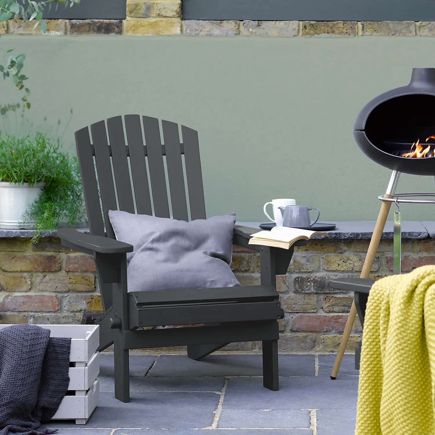 Sandtex® Rapid Dry Gloss Paint Smoky Grey - 750ml 6 Sandtex® Rapid Dry Gloss Paint Smoky Grey - 750ml - Image 4