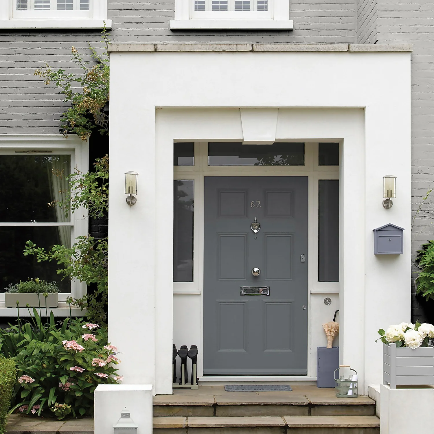 Sandtex Ultra Smooth Masonry Paint - Light Grey - 150ml 7 Sandtex Ultra Smooth Masonry Paint - Light Grey - 150ml - Image 5