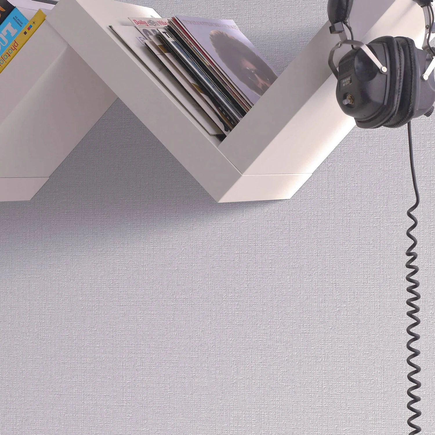 Boutique HWV Chenille Silver Wallpaper 4 Boutique HWV Chenille Silver Wallpaper - Image 2