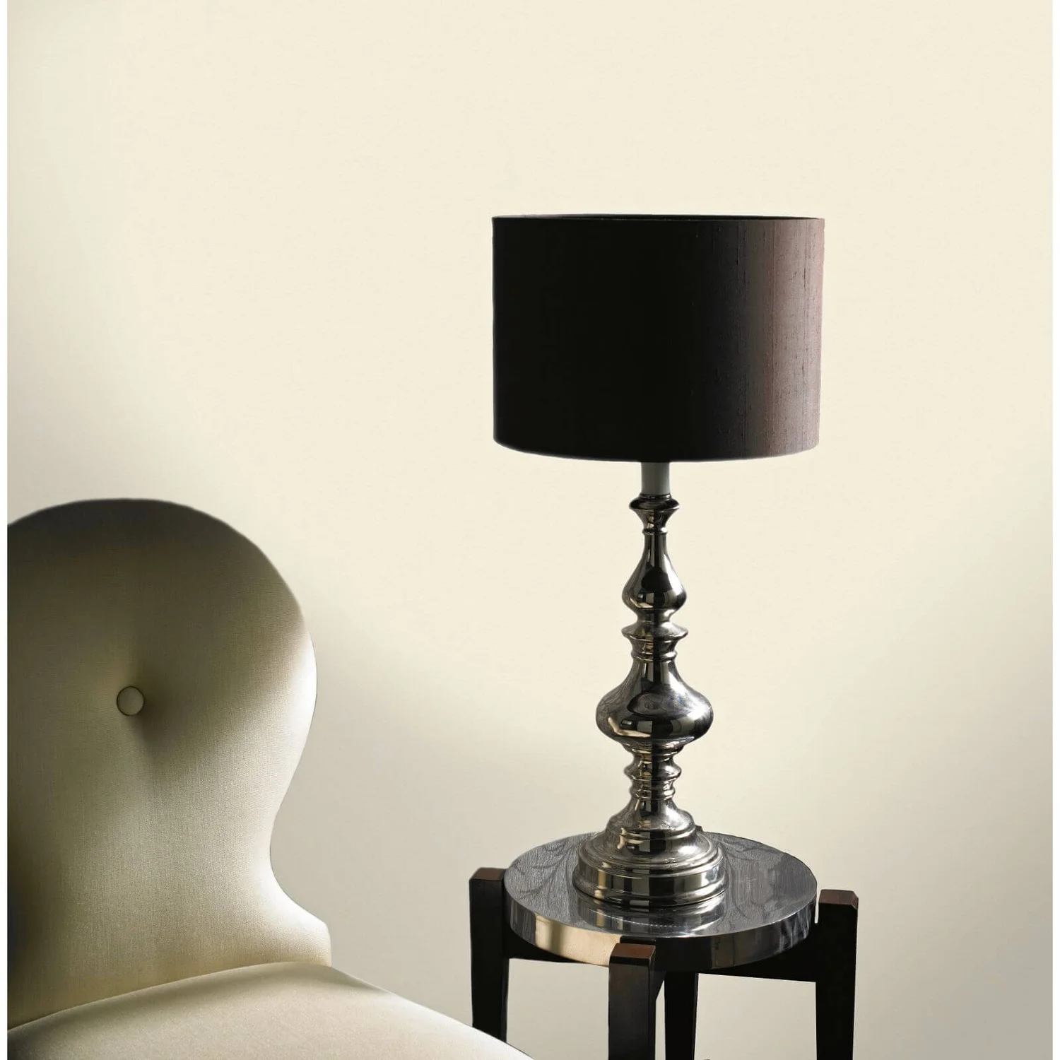 Grandeco Plush Cream Wallpaper 4 Grandeco Plush Cream Wallpaper - Image 2