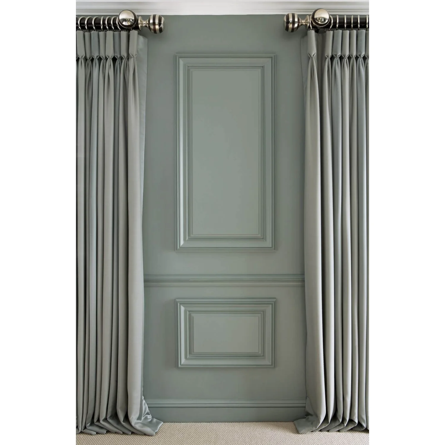 Craig & Rose 1829 Gloss Paint Almost Grey -750ml 5 Craig & Rose 1829 Gloss Paint Almost Grey -750ml - Image 3