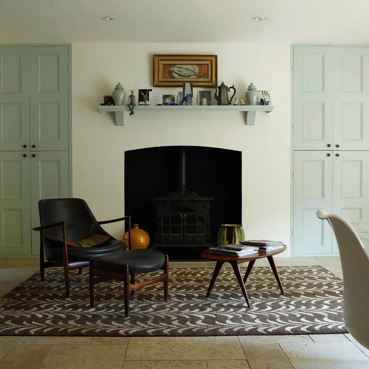 Farrow & Ball Modern Eggshell Paint Teresa's Green - 750ml 4 Farrow & Ball Modern Eggshell Paint Teresa's Green - 750ml - Image 2