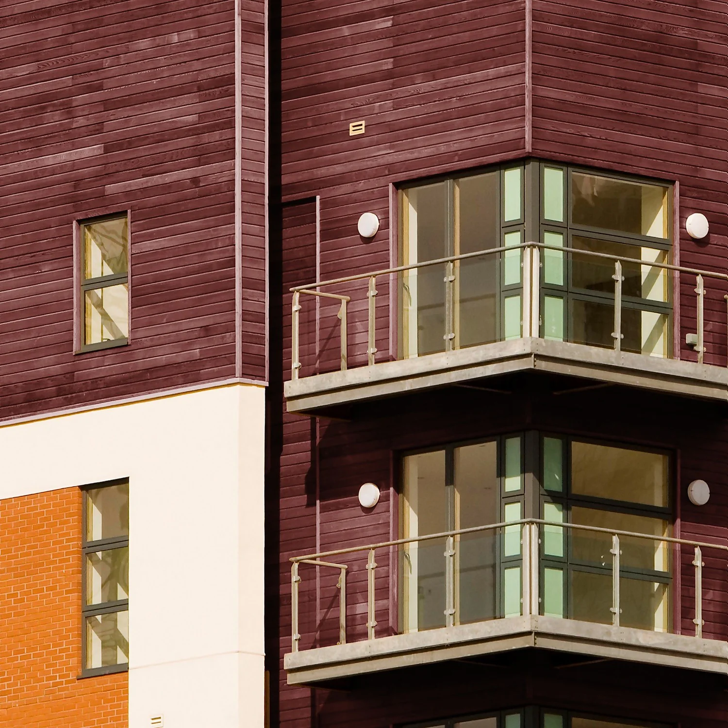 Sadolin Classic All Purpose Woodstain Mahogany - 2.5L 12 Sadolin Classic All Purpose Woodstain Mahogany - 2.5L - Image 10