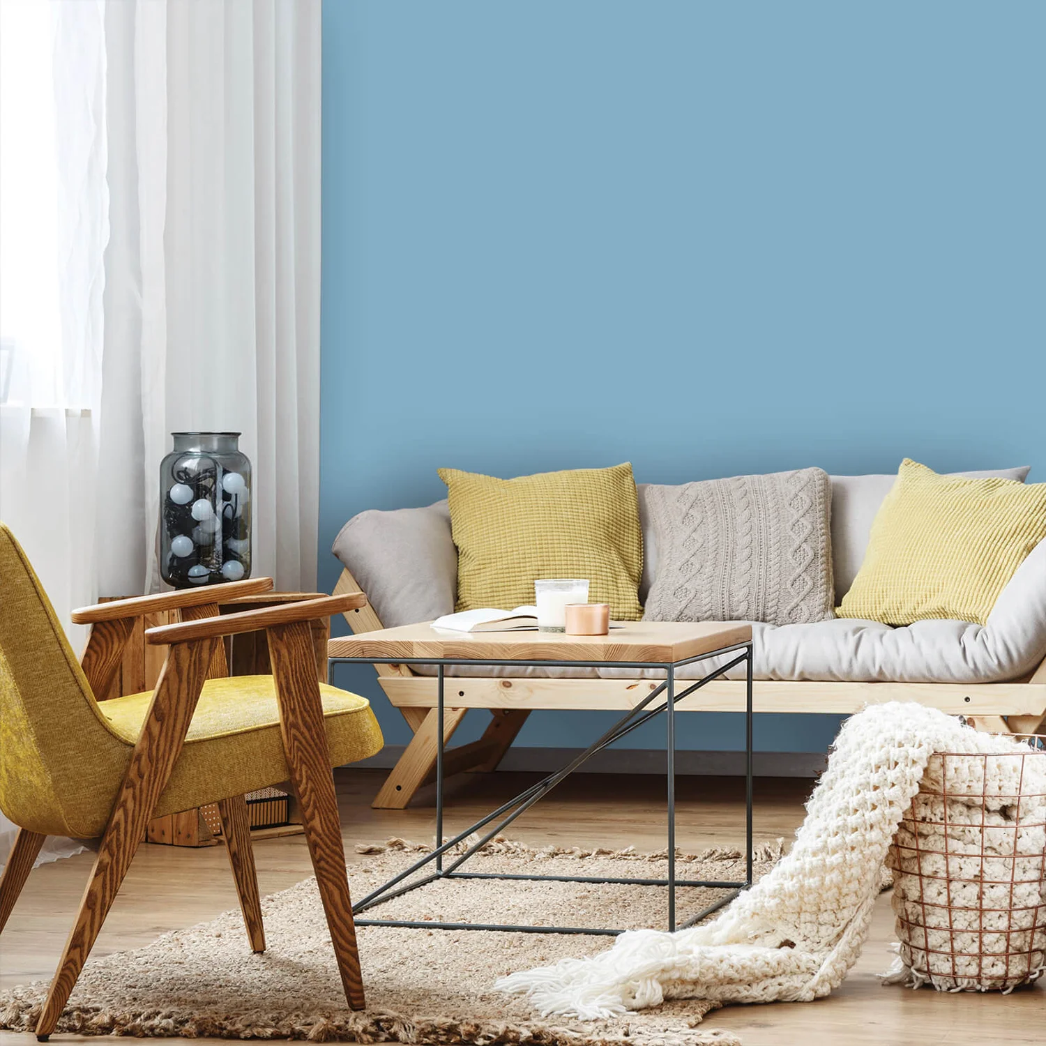 Homebase Silk Emulsion Paint Ocean Calm - 2.5L 6 Homebase Silk Emulsion Paint Ocean Calm - 2.5L - Image 4