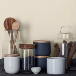 Crown Easyclean®Greaseguard+ Kitchen Matt Washable Multi Surface Paint Almond Cream® - 2.5L 11 Crown Easyclean®Greaseguard+ Kitchen Matt Washable Multi Surface Paint Almond Cream® - 2.5L -Paint Store 12886951 5324853416165698