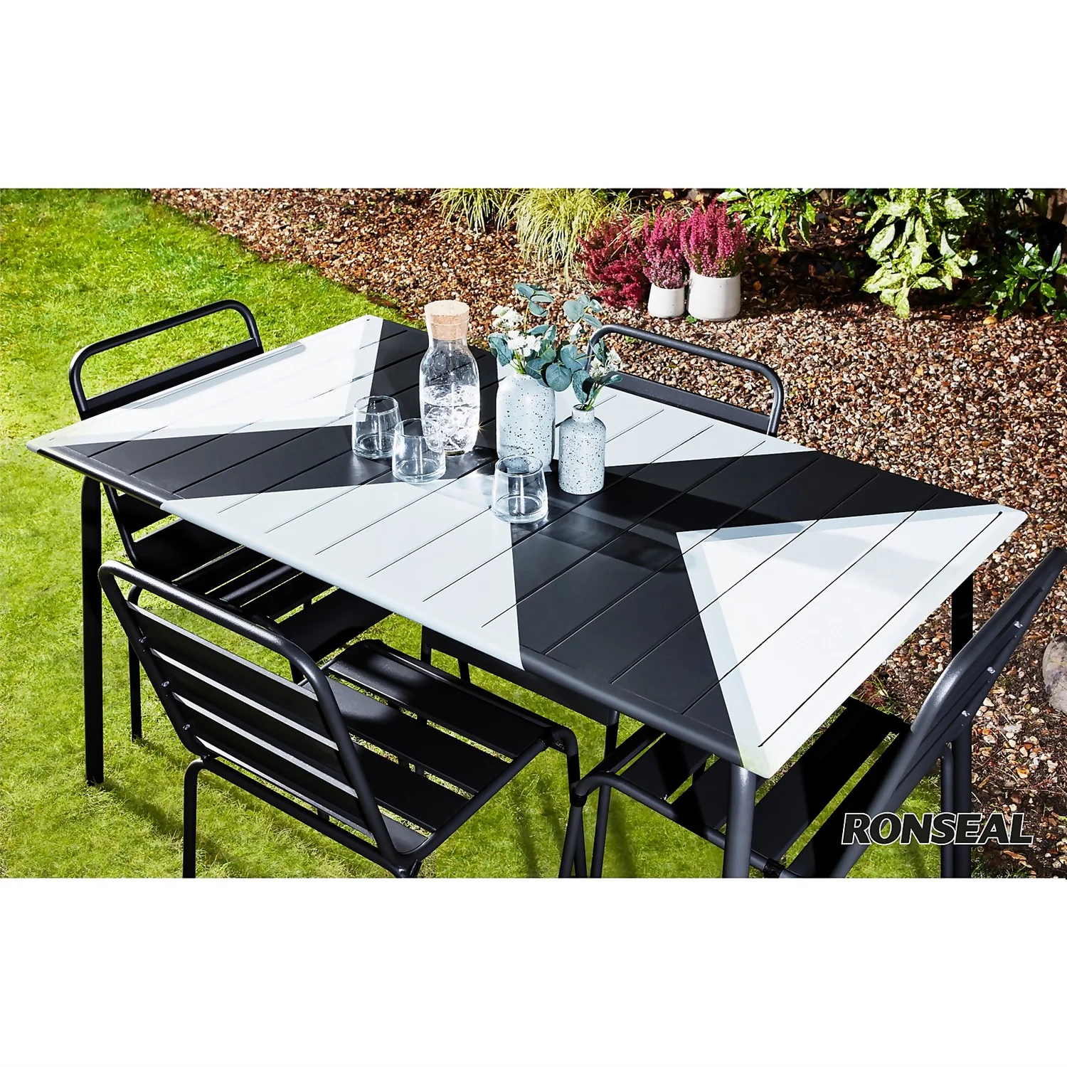 Ronseal Direct Metal Paint Black Matt 750ml 7 Ronseal Direct Metal Paint Black Matt 750ml - Image 5