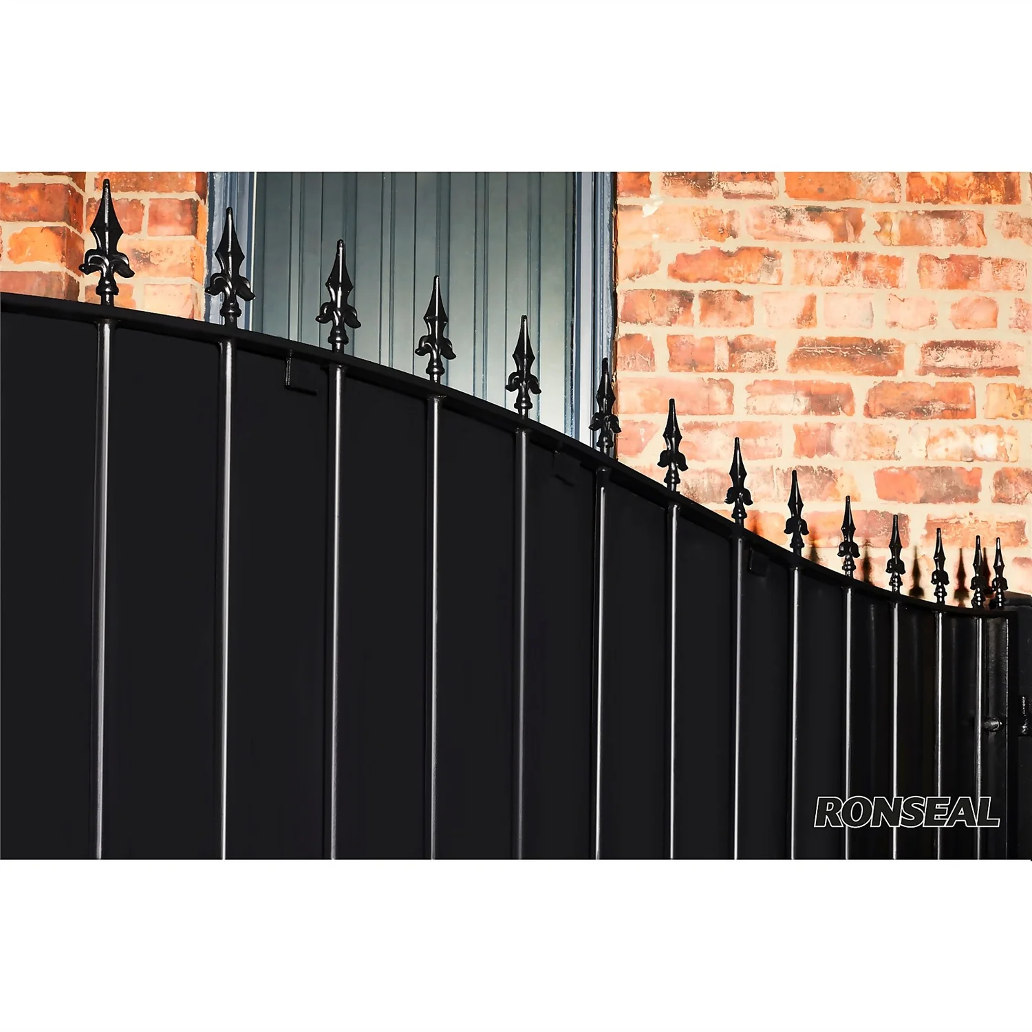 Ronseal Direct Metal Paint Black Matt 750ml 4 Ronseal Direct Metal Paint Black Matt 750ml - Image 2