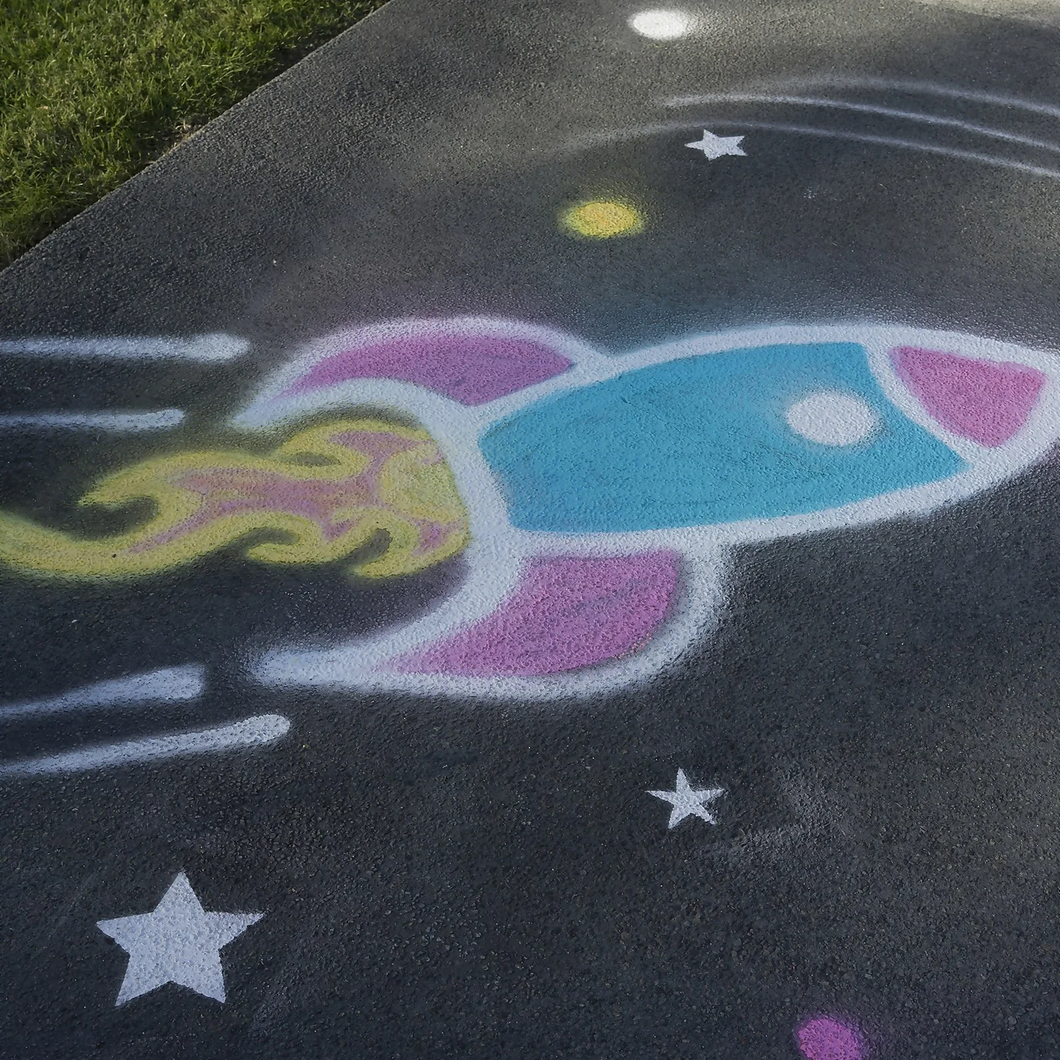 Rust-Oleum Spray Chalk Paint Pink - 150ml 4 Rust-Oleum Spray Chalk Paint Pink - 150ml - Image 2