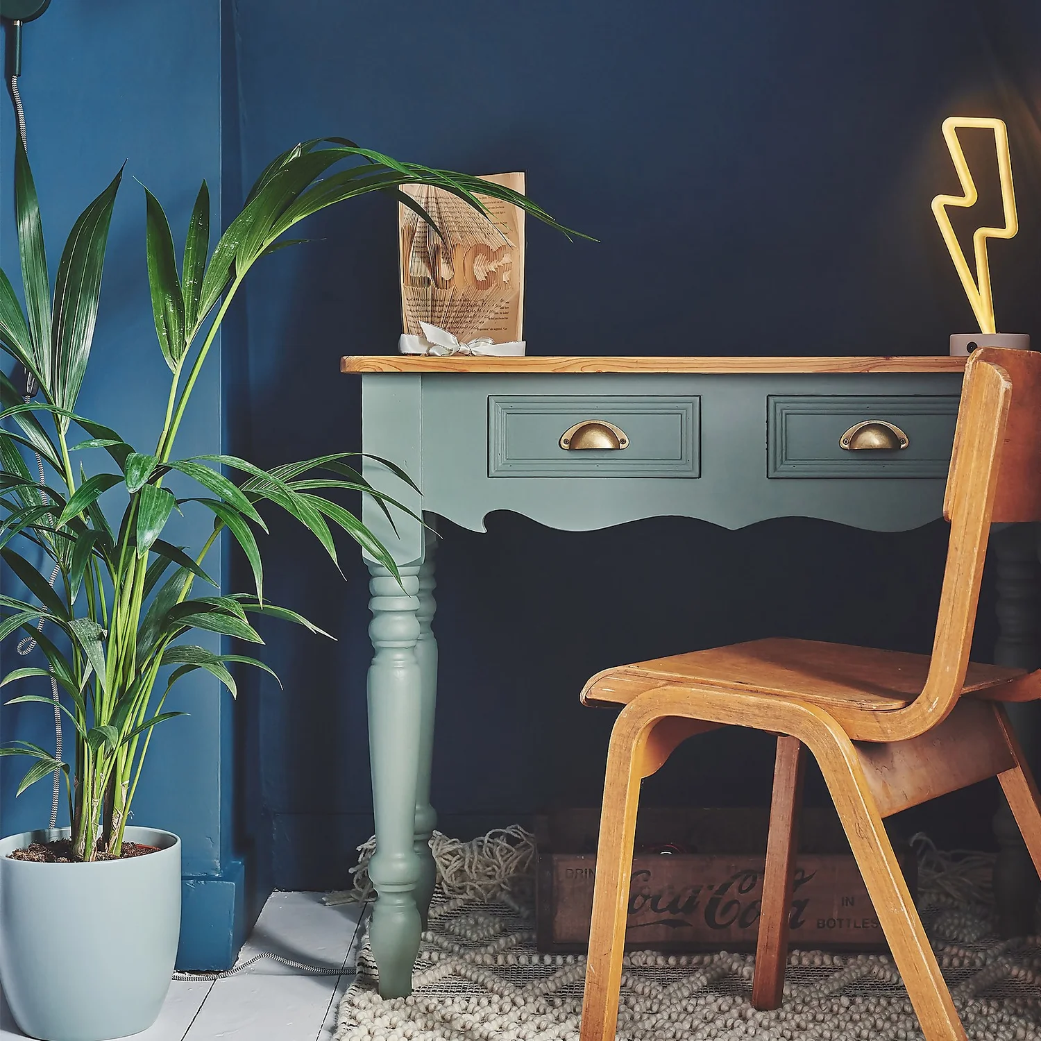 Rust-Oleum Matt Furniture Paint Serenity - 125ml 4 Rust-Oleum Matt Furniture Paint Serenity - 125ml - Image 2